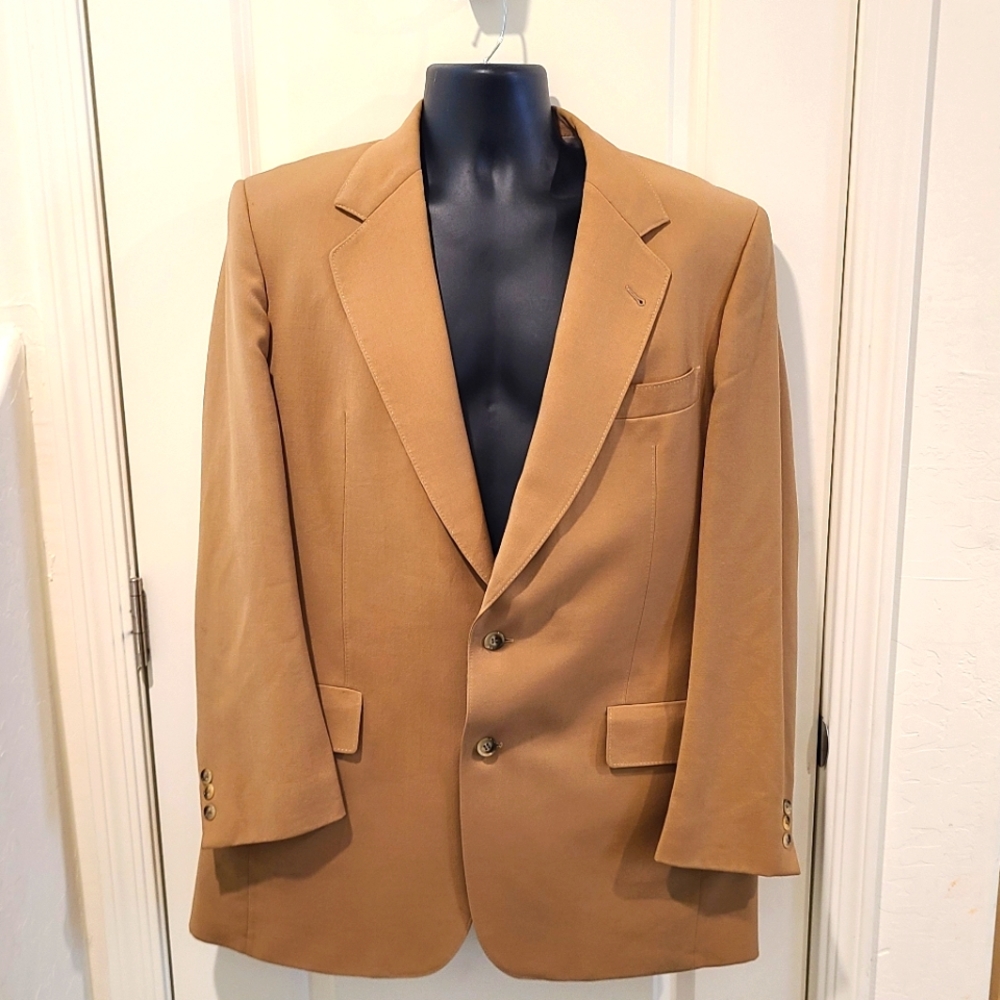 Wilson suit jacket by Rubin.